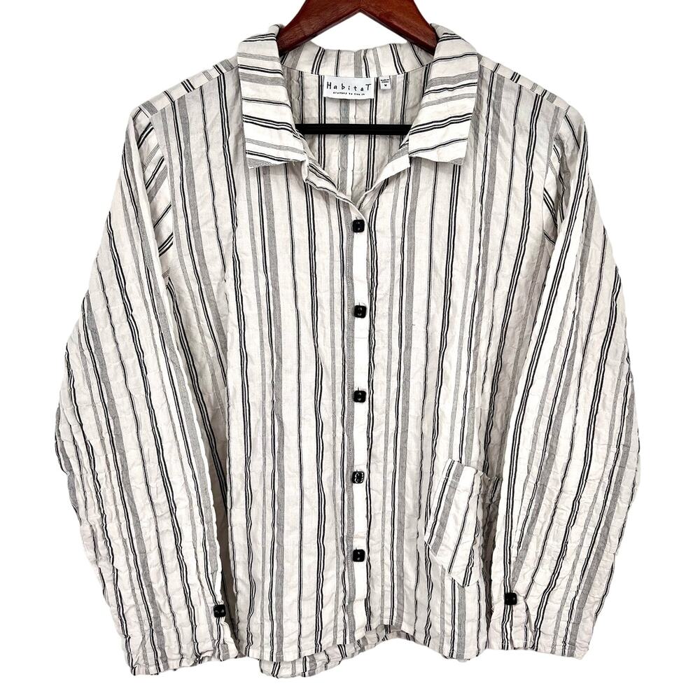 Habitat Medium Crinkle Fabric Wearable Art to Wear White Grey Blouse Shirt Top